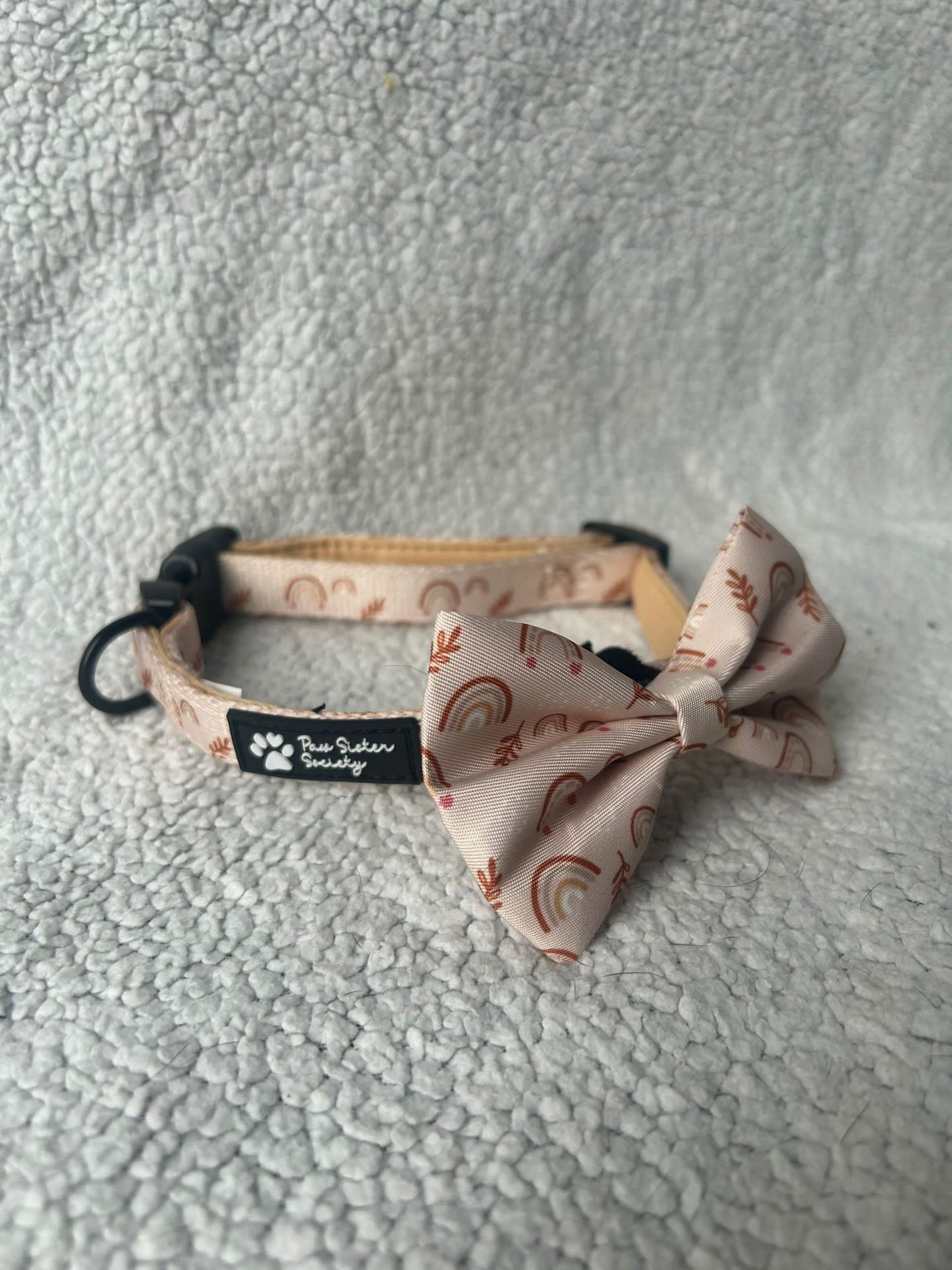 Chasing Rainbow Collar π