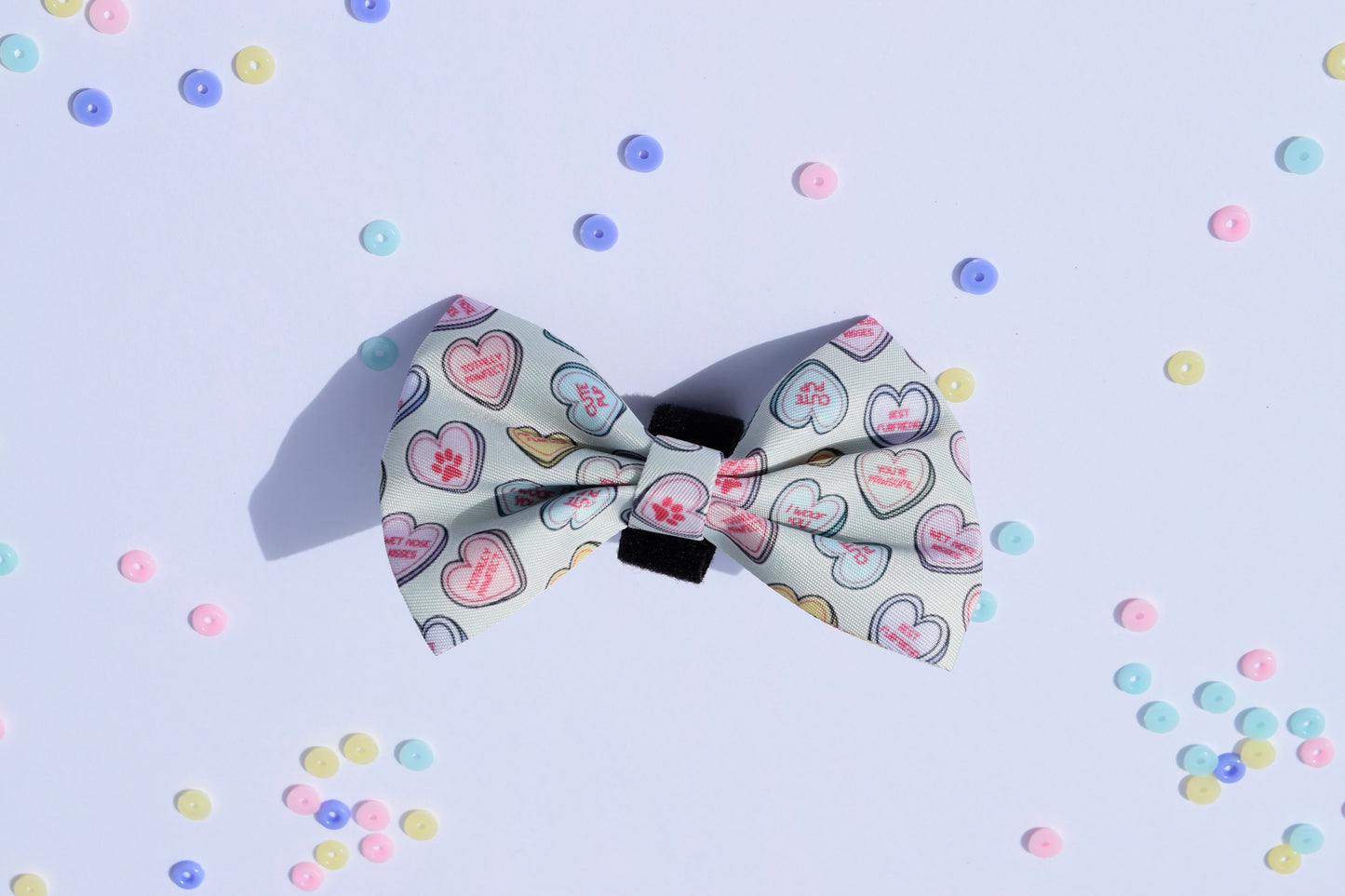 'Barks and Kisses' Bow